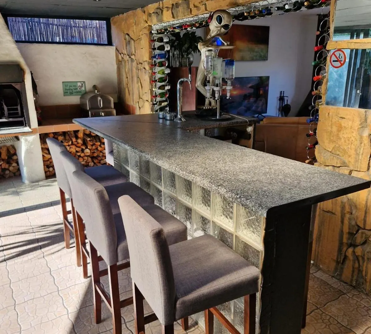 Spacious Home In Cape Towns Blouberg Area 0*,  Νότια Αφρική